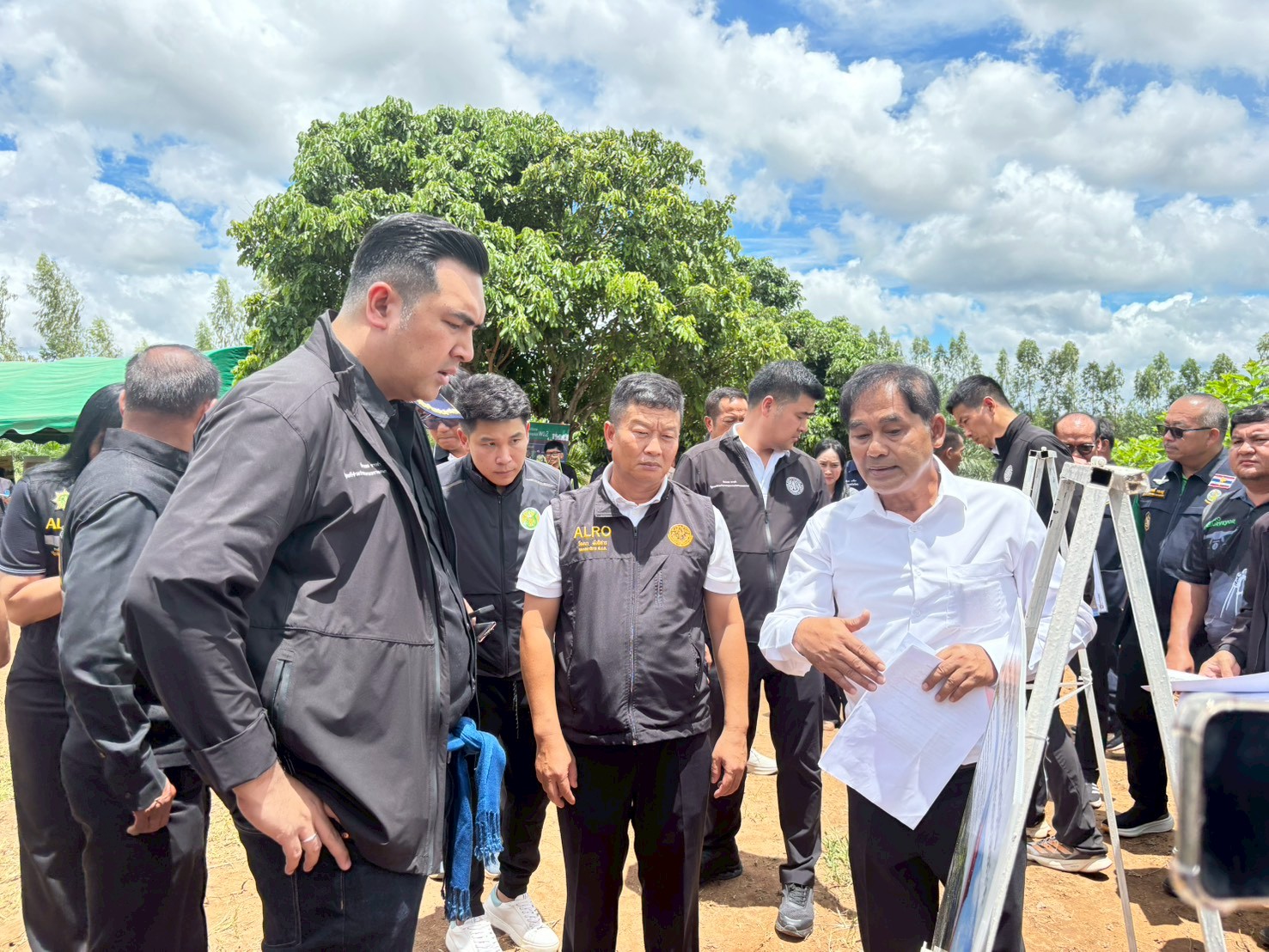 title - รองเลขาธิการ ส.ป.ก.ร่วมงาน ‘ประมงร่วมอาสาพาปลากลับบ้าน’ ประจำปี 2569 พร้อมลงพื้นที่กลุ่มปลูกหม่อนเลี้ยงไหมอุตสาหกรรม บ้านด่านตึง จ.สกลนคร